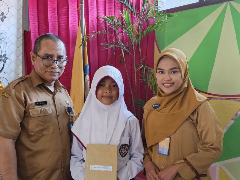 SISWA BERPRESTASI SDN 3 LAMONGAN